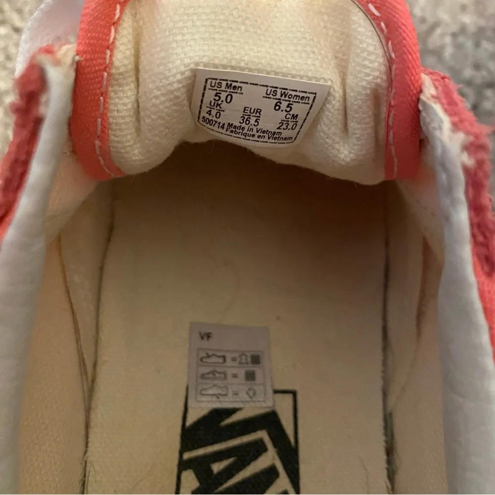 Pink Vans - Picture 3 of 3